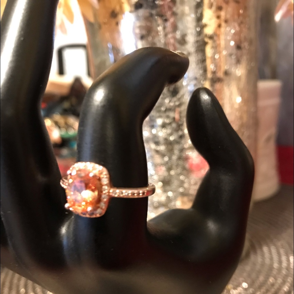 Ring - Picture 2 of 2